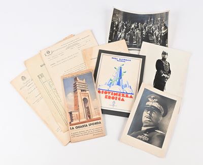 Lotto di Foto e Documenti di Epoca Fascista