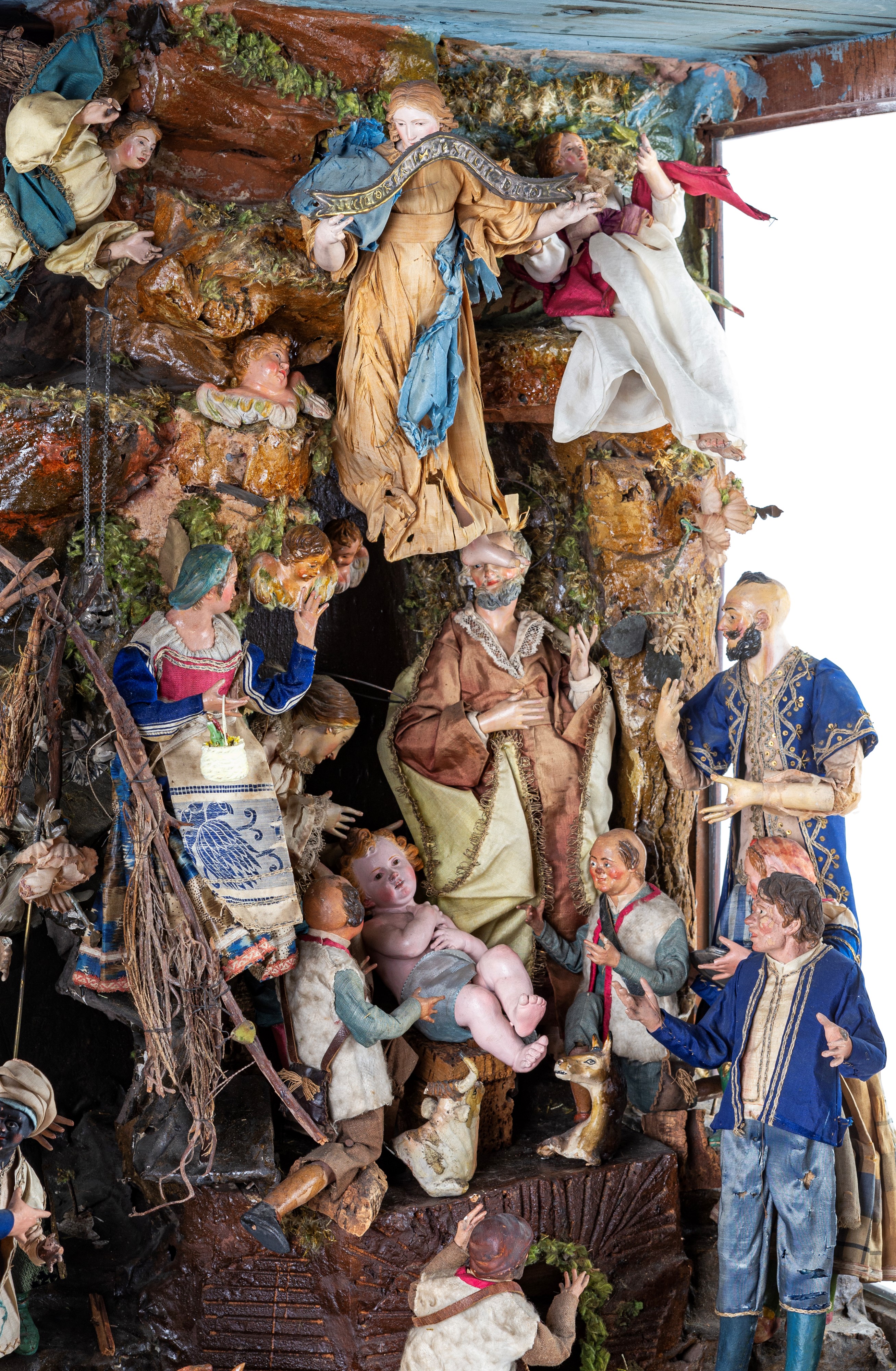 Teca presepiale in legno con scoglio interno, XIX secolo