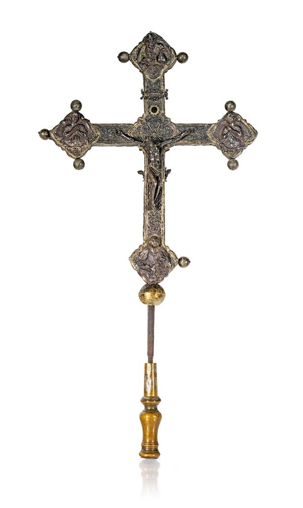 Croce processionale in argento e lamina d'argento, arte orafa sulmonese, fine XV/inizi XVI secolo