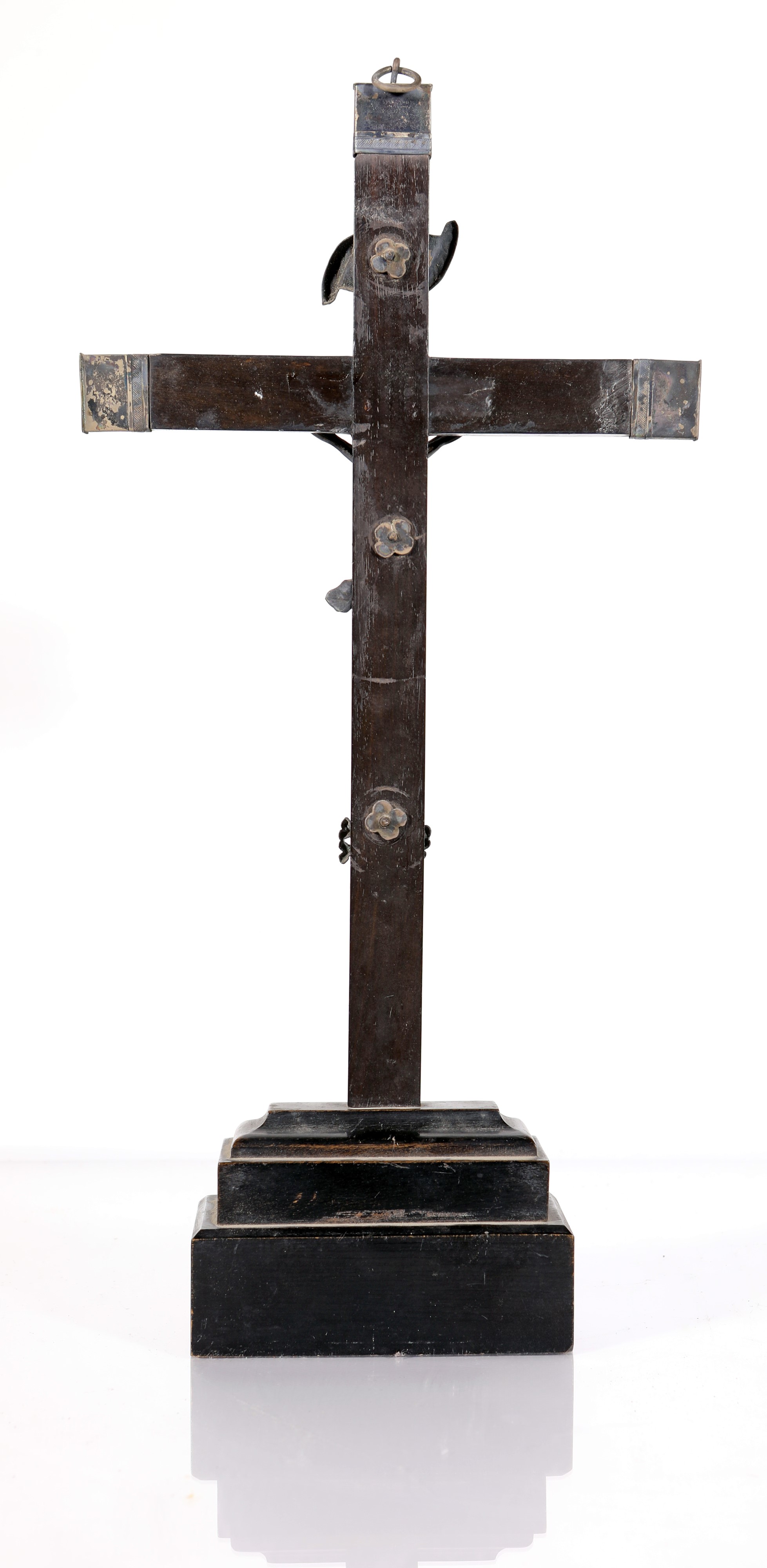 Cristo crocifisso in argento fuso e cesellato, XVIII secolo