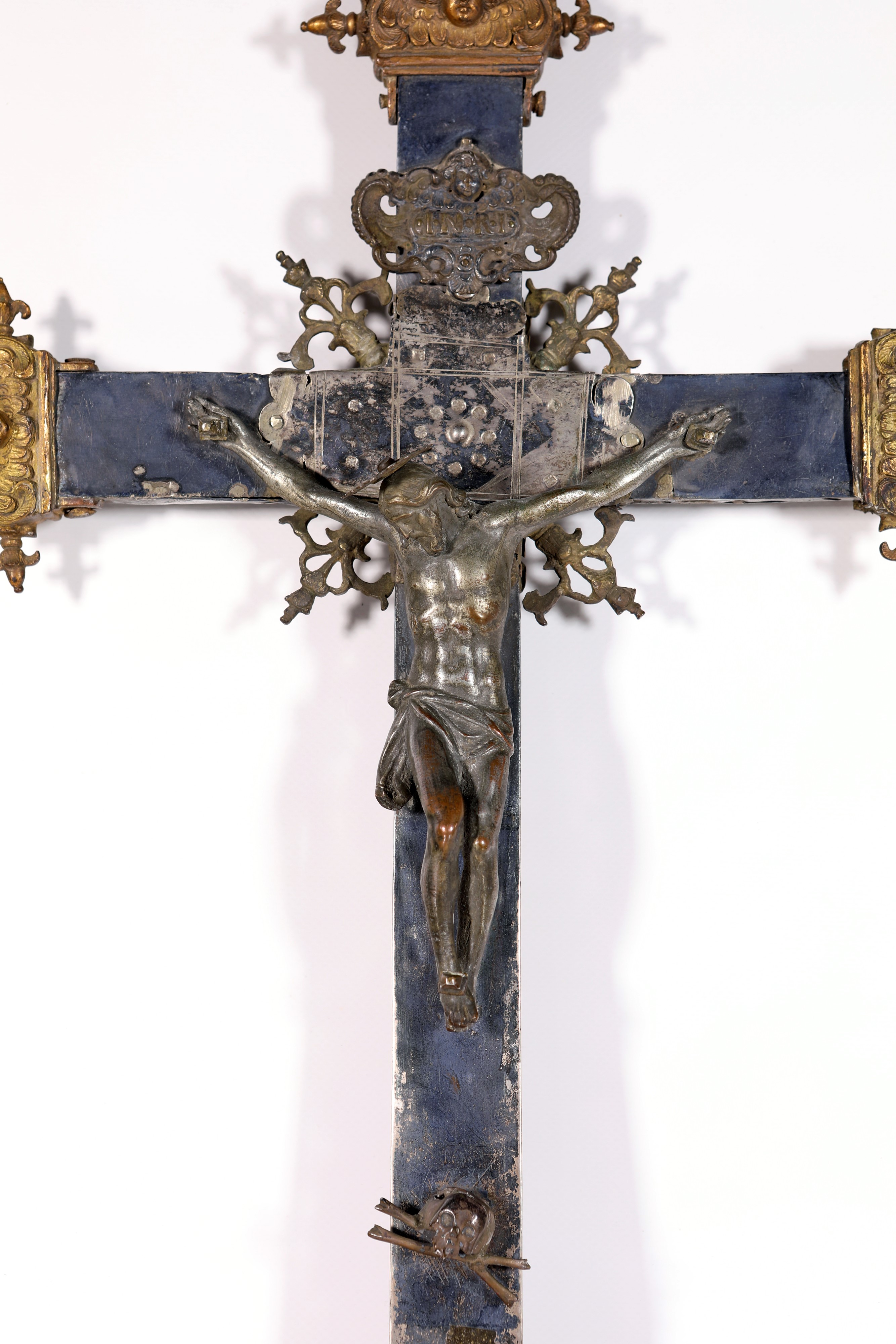 Croce Astile in Lamina D'argento, Bronzo Brunito e Dorato, Roma, Fine XVII/inizi del XVIII Secolo