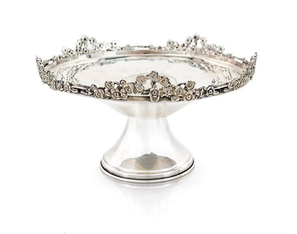 Alzatina in argento 800/000 lavorato a mano