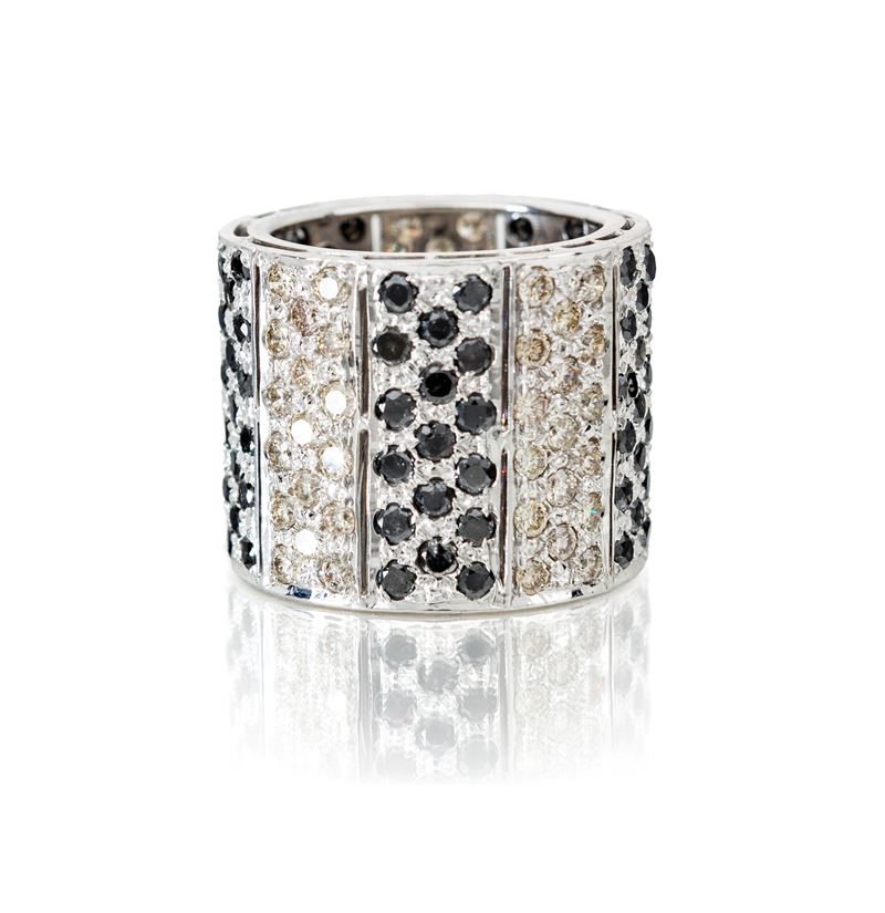 Anello Fascia a Giro in Oro Brillanti e Brillanti Neri