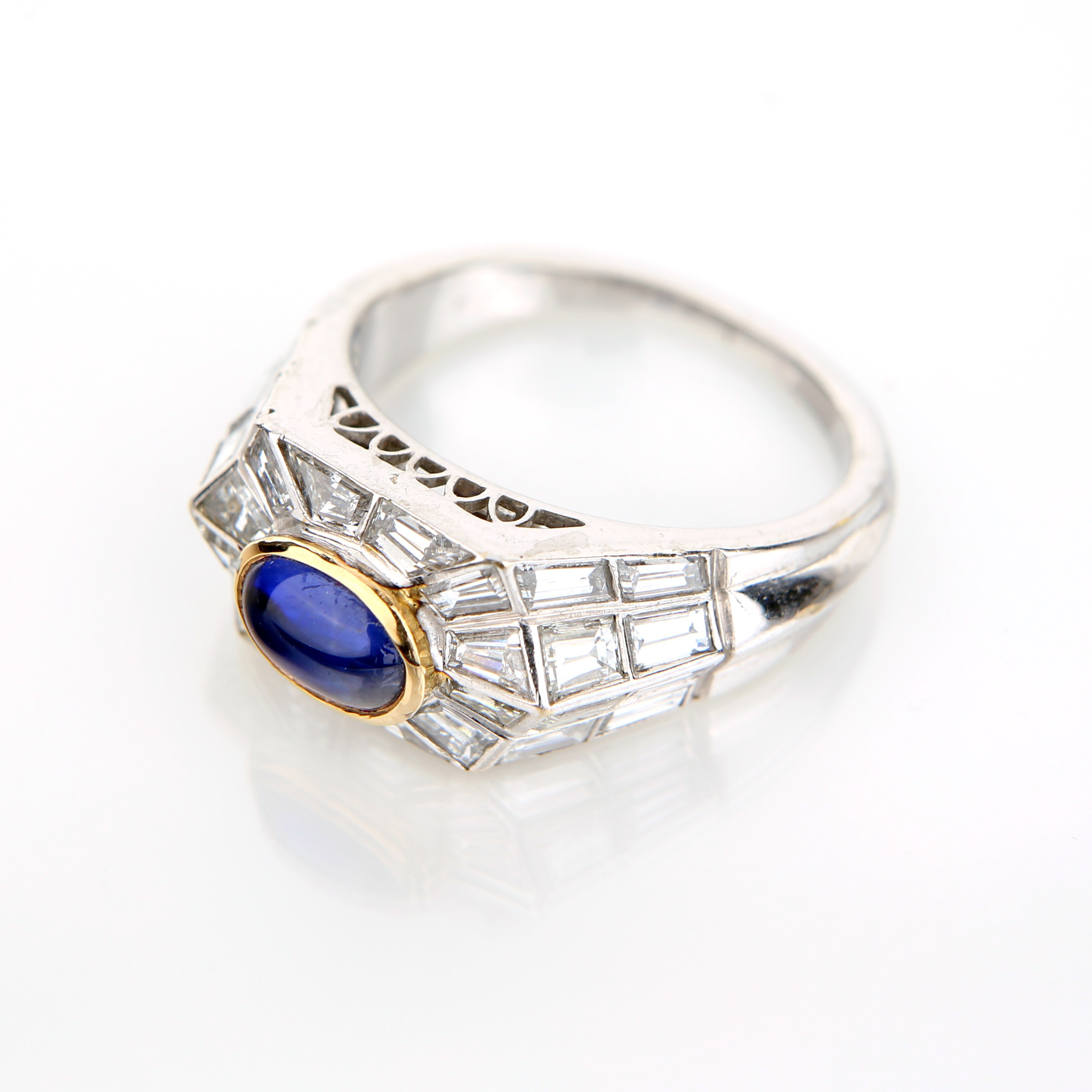 Anello Trombino in Oro, Zaffiro e Brillanti