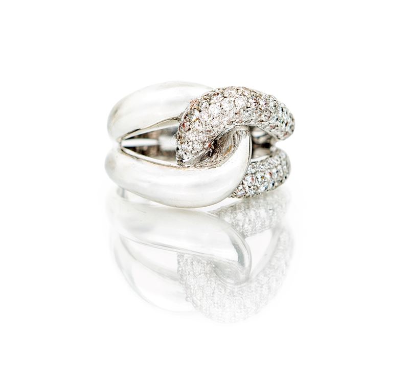 Anello a Nodo, in Oro e Brillanti