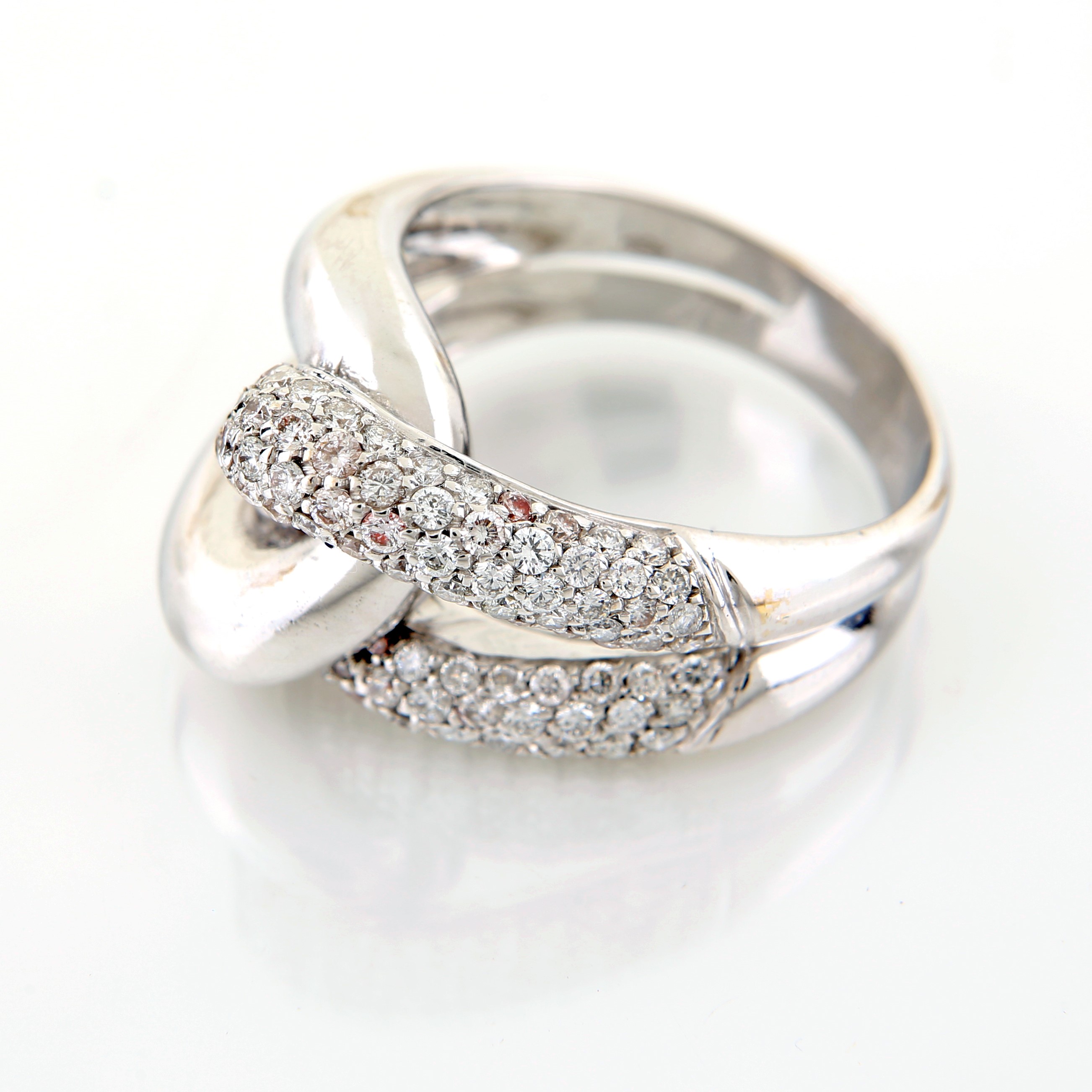 Anello a Nodo, in Oro e Brillanti
