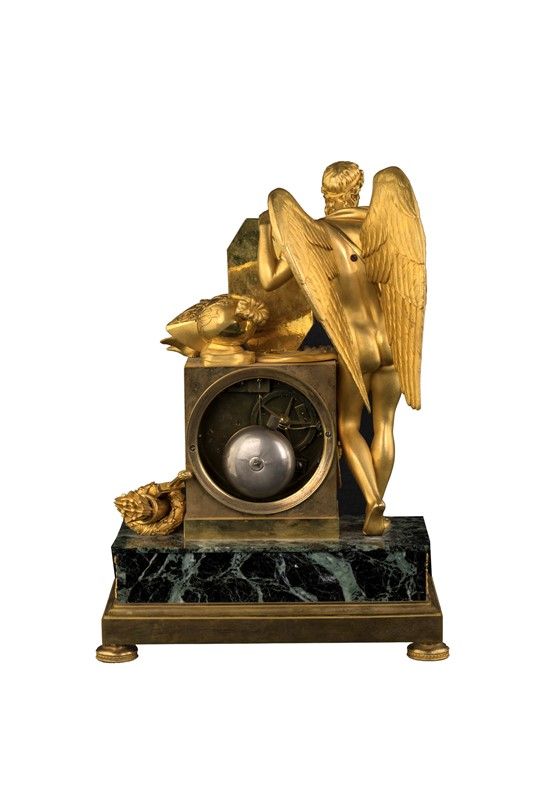 Orologio Amore e Gloria, Impero in Bronzo Dorato con Base in Verde Antico, Rieussec a Paris, Fran...