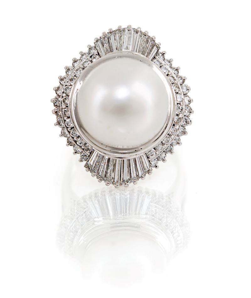 Anello in Oro, Diamanti e Perla South Sea