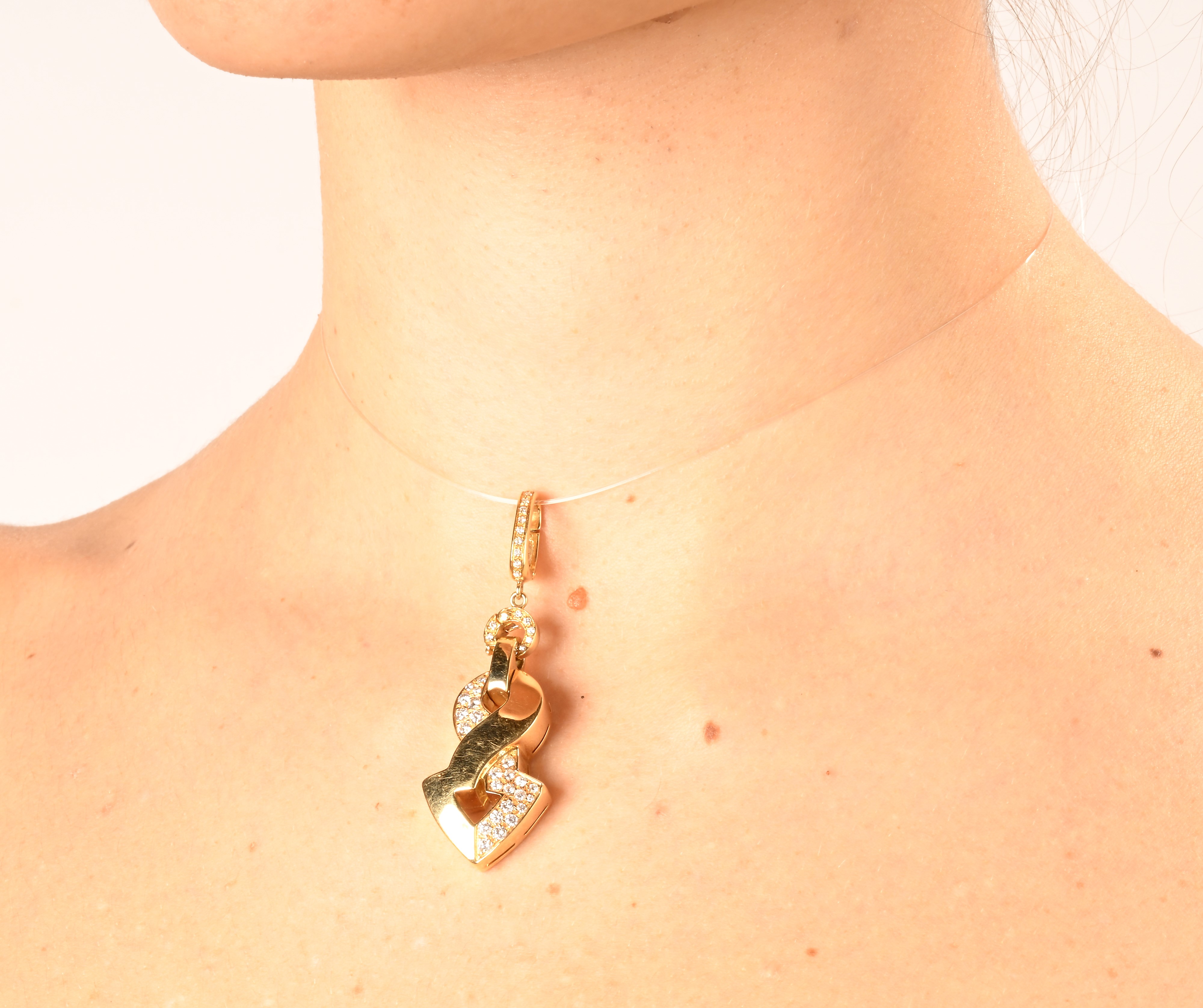 Bulgari, Collezione Enigma, Pendente in Oro e Brillanti