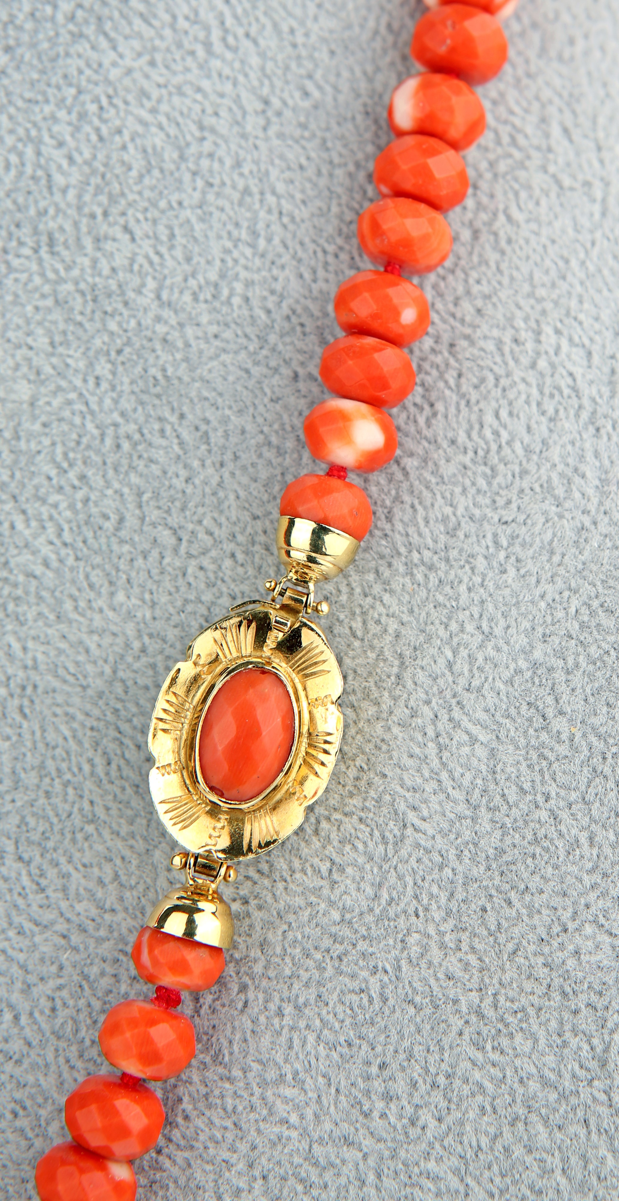 Collana in Corallo e Oro