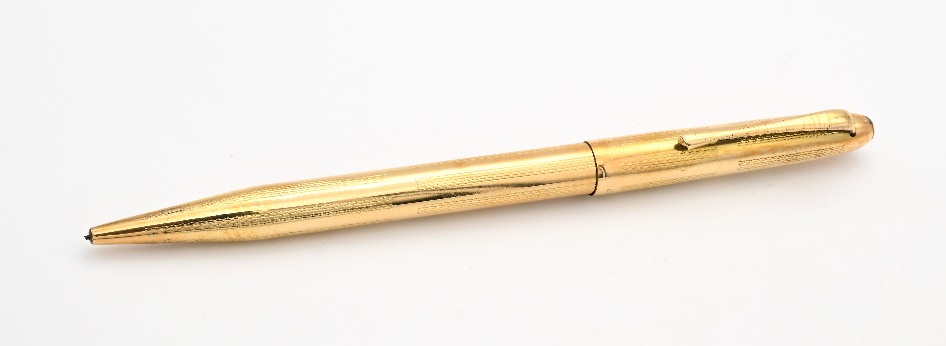 Universal, Portamine in metallo placcato in oro giallo 750/000