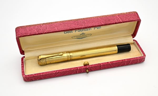 Vulcan - Penna stilografica vintage retrattile rivestita in metallo laminato in oro giallo con decoro sul cappuccio