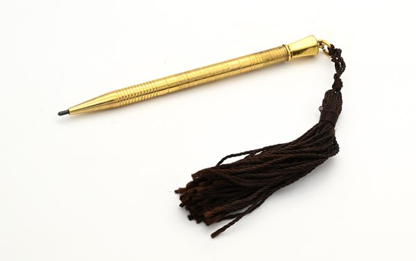  Portamine vintage in metallo laminato in oro giallo