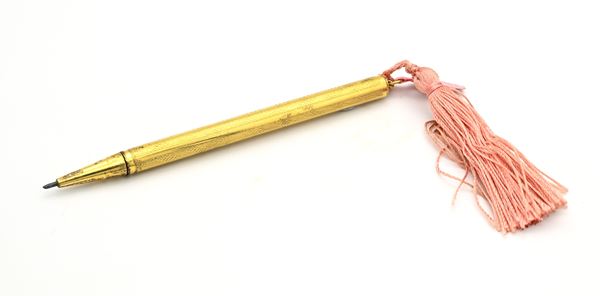 Portamine vintage in metallo laminato in oro giallo inciso