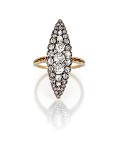 Anello Antico a Marquise in Oro, Argento, Diamanti