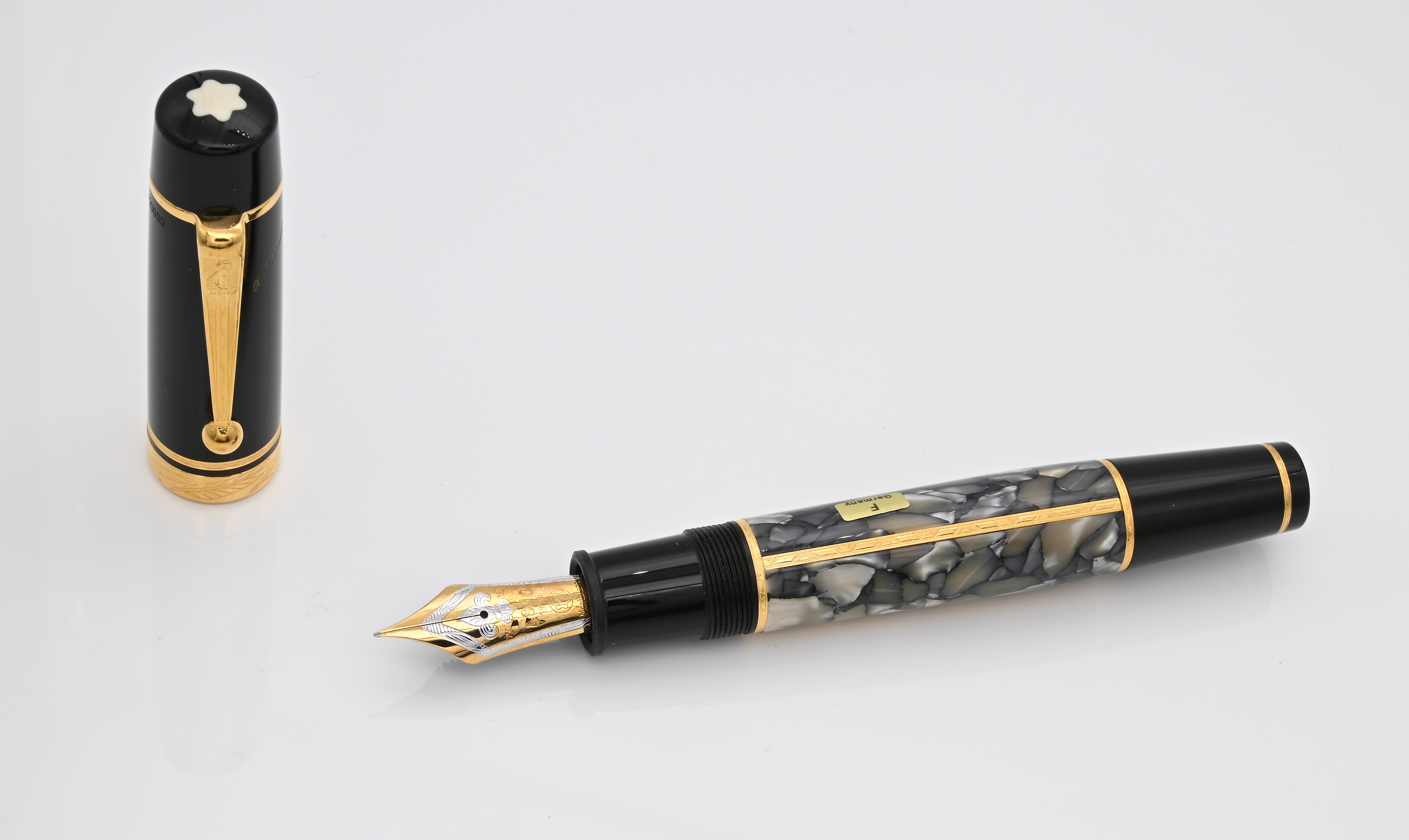 Montblanc Alexandre Dumas Limited Edition - Penna Stilografica in Resina Marmorizzata con Decori ...