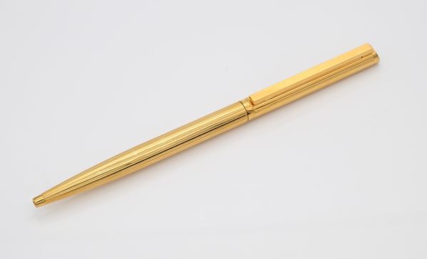 Dunhill - Penna a sfera in metallo placcato in oro giallo 
