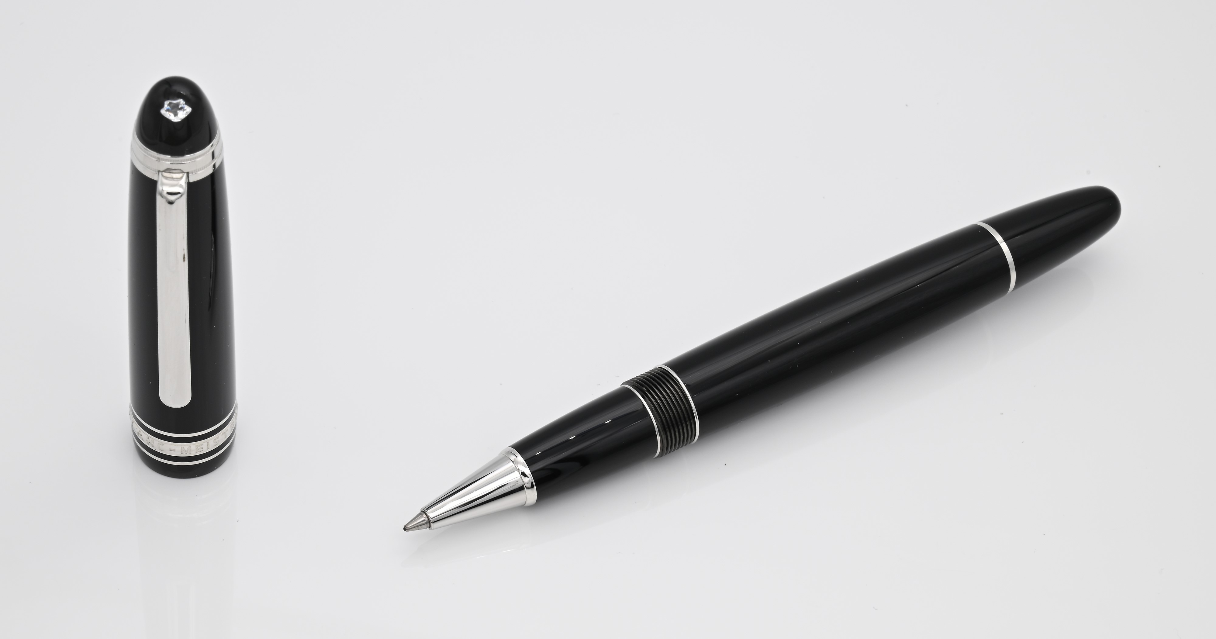 Montblanc Meisterstuck Diamond Legrand 106126 - Roller in Resina Nera con Particolari Platino e D...
