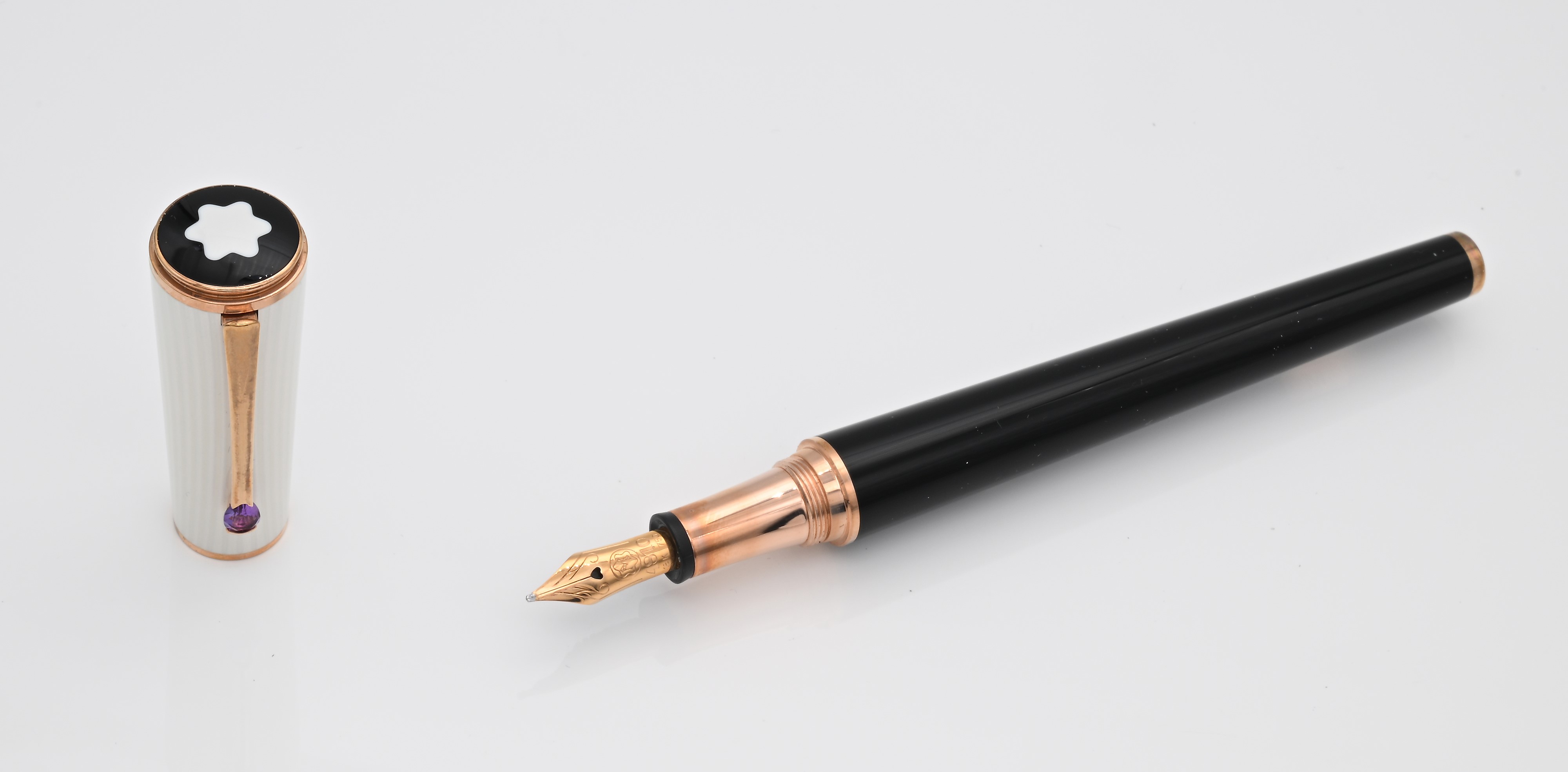 Montblanc Ingrid Bergman la Donna Special Edition 104905 - Penna Stilografica in Resina Nera e Me...