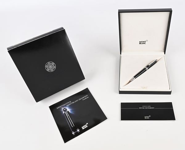 Montblanc Meisterstuck Diamond Classique 105980 - Penna a sfera in resina nera con particolari platino e diamante nel cappuccio (Mod. 23796)