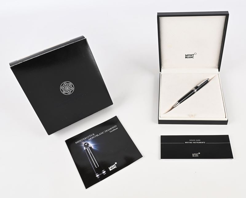 Montblanc Meisterstuck Diamond Classique 105980 - Penna a Sfera in Resina Nera con Particolari Pl...