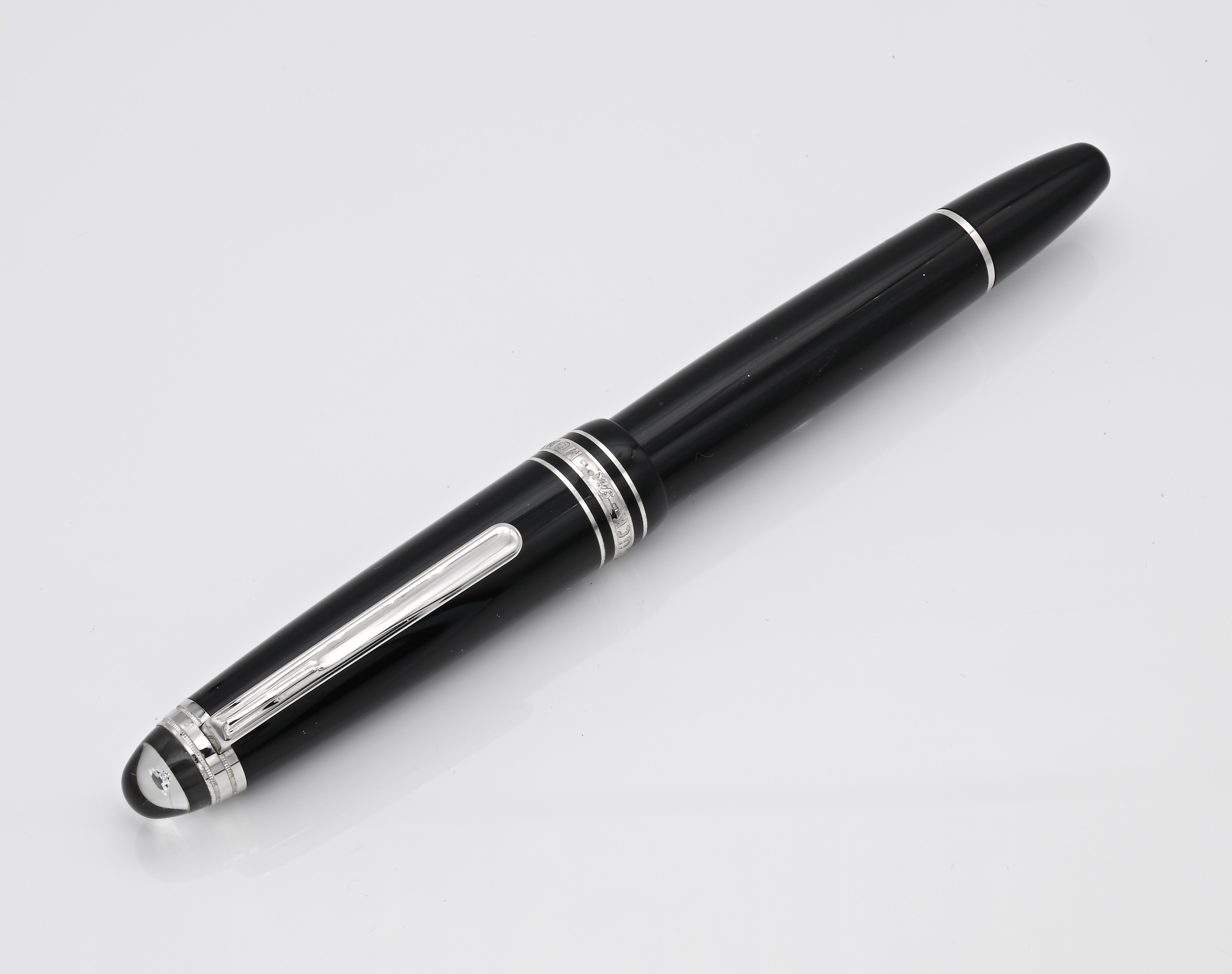 Montblanc Meisterstuck Diamond Legrand 105973 - Penna Stilografica in Resina Nera con Particolari...
