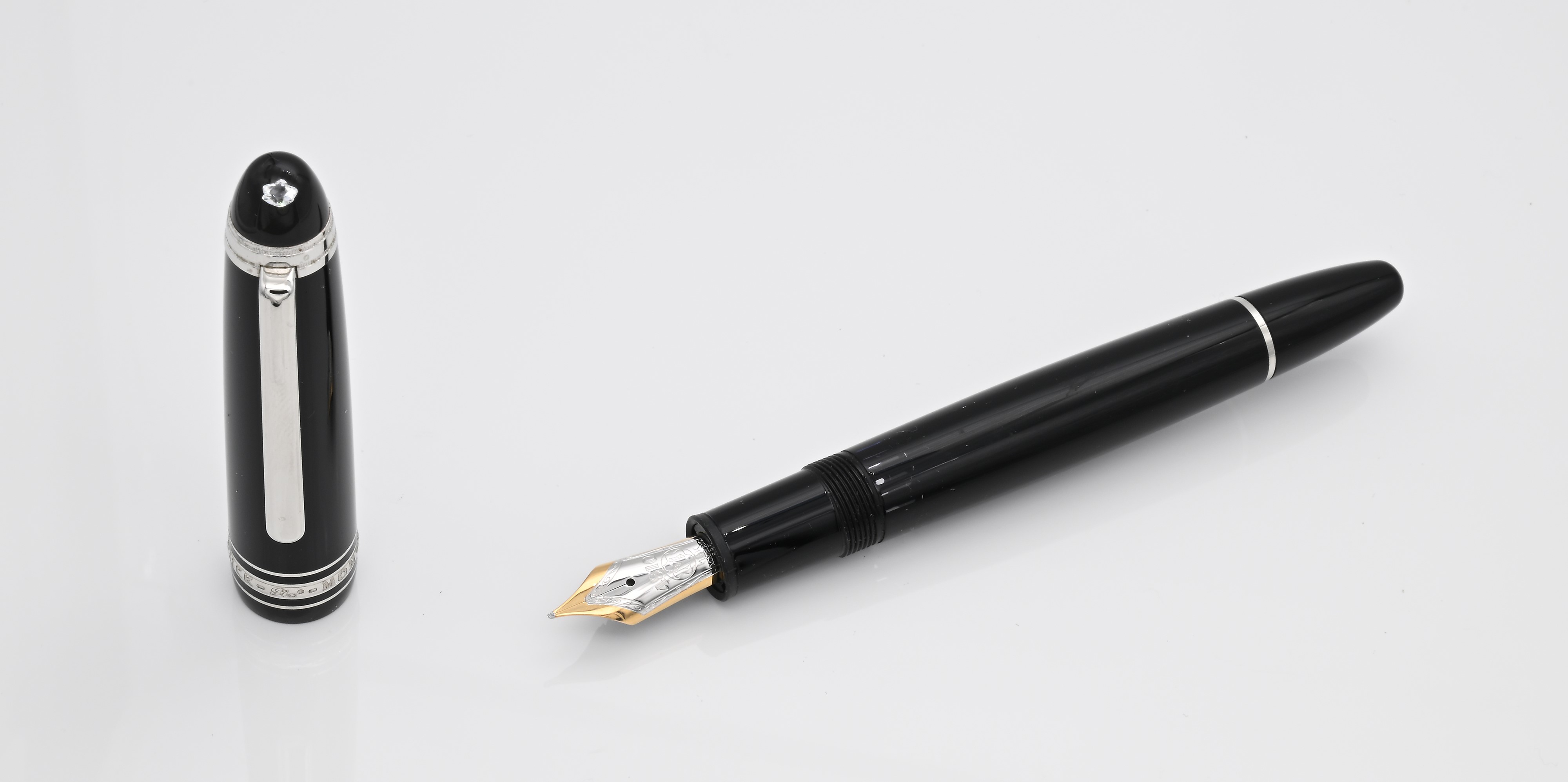 Montblanc Meisterstuck Diamond Legrand 105973 - Penna Stilografica in Resina Nera con Particolari...