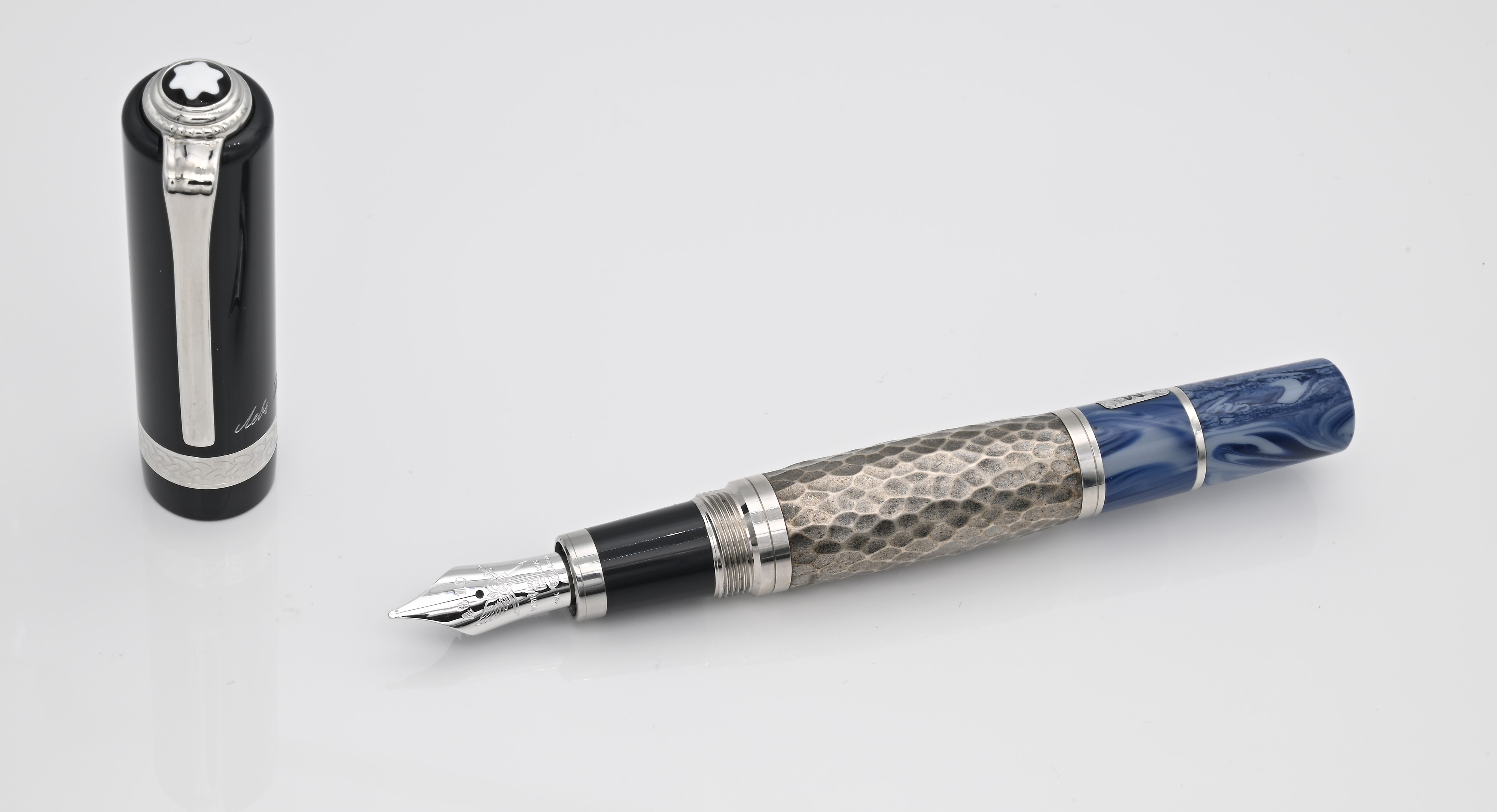 Montblanc Writers Edition Leo Tolstoy Limited Edition 111049 - Penna Stilografica in Resina con C...