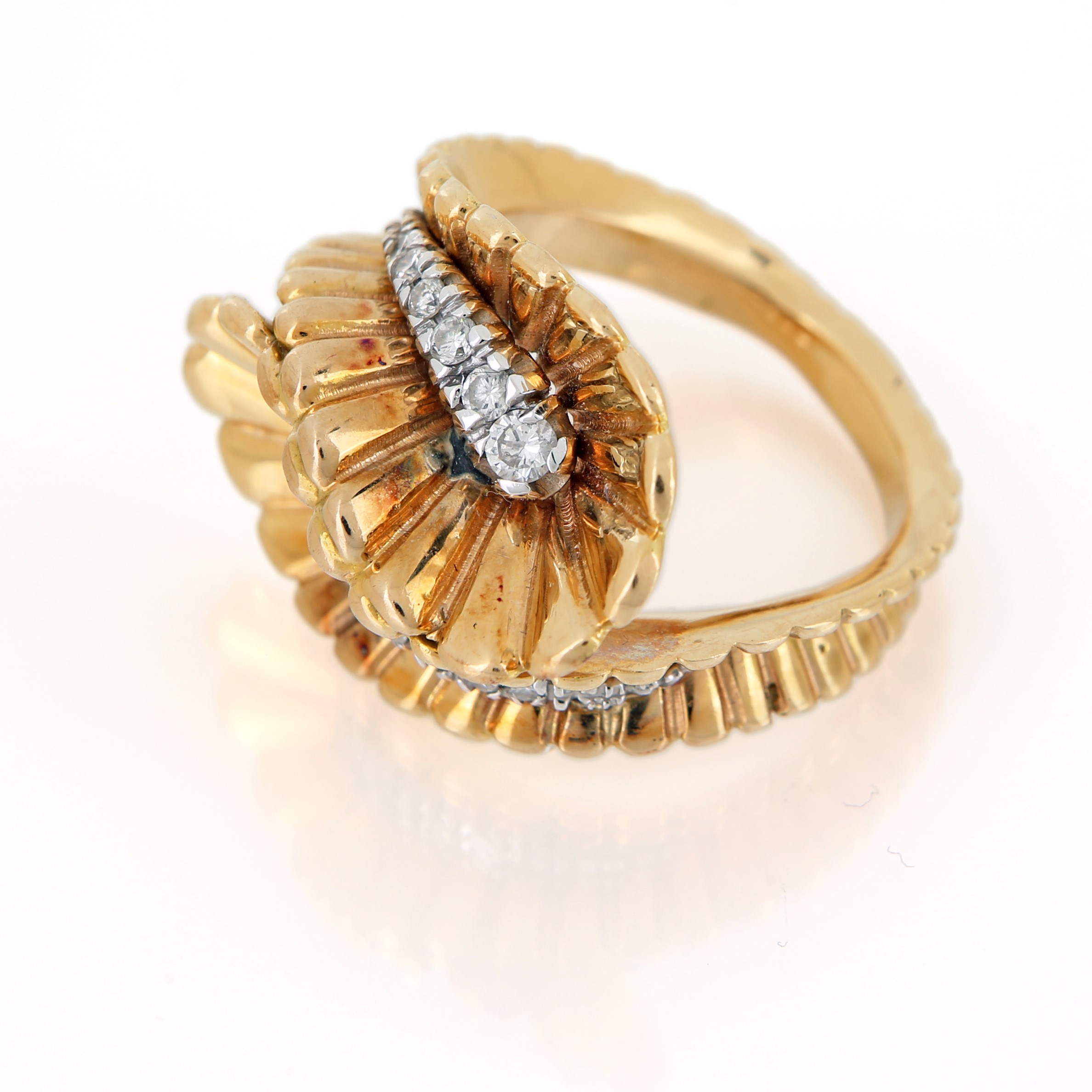 Anello Contrariè in Oro e Brillanti