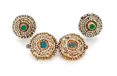 Parure Spilla e Orecchini in Oro e Microperle e Pietre Verdi