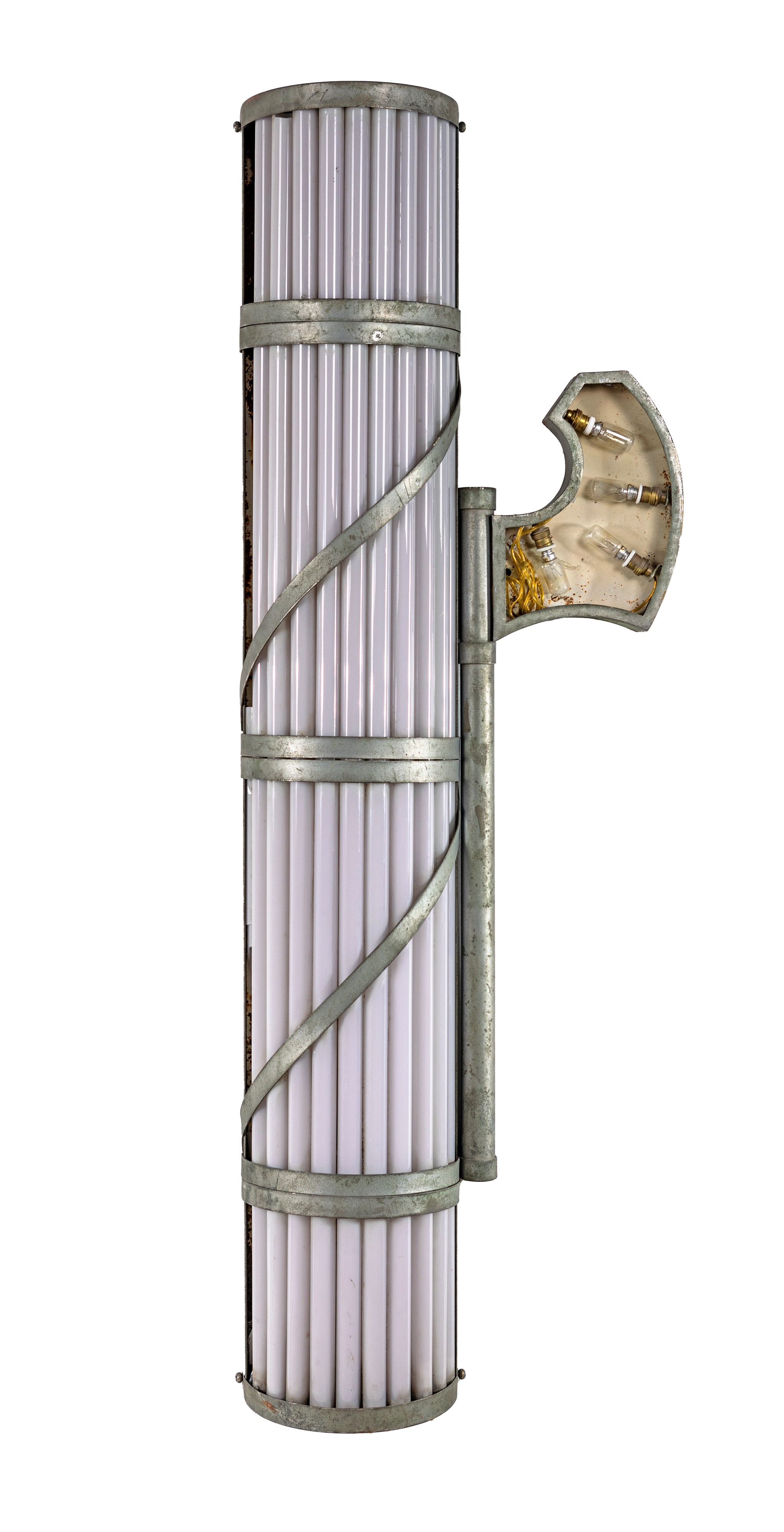 Coppia di grandi lampade a forma di Fascio Littorio