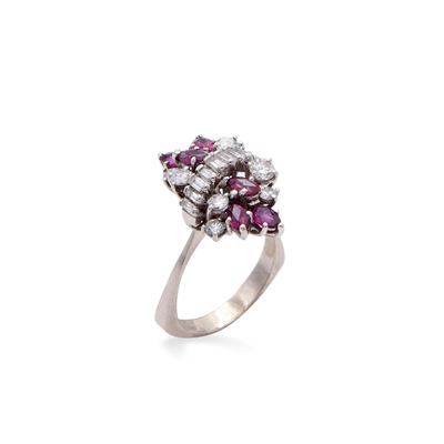 Anello in Oro Bianco Brillanti e Rubini