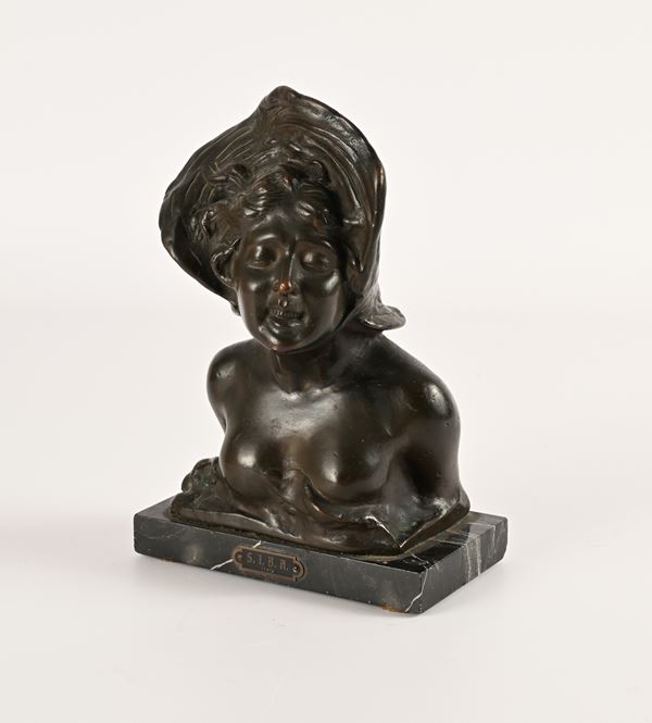 Anonimo del XX secolo - Busto di donna con cappello