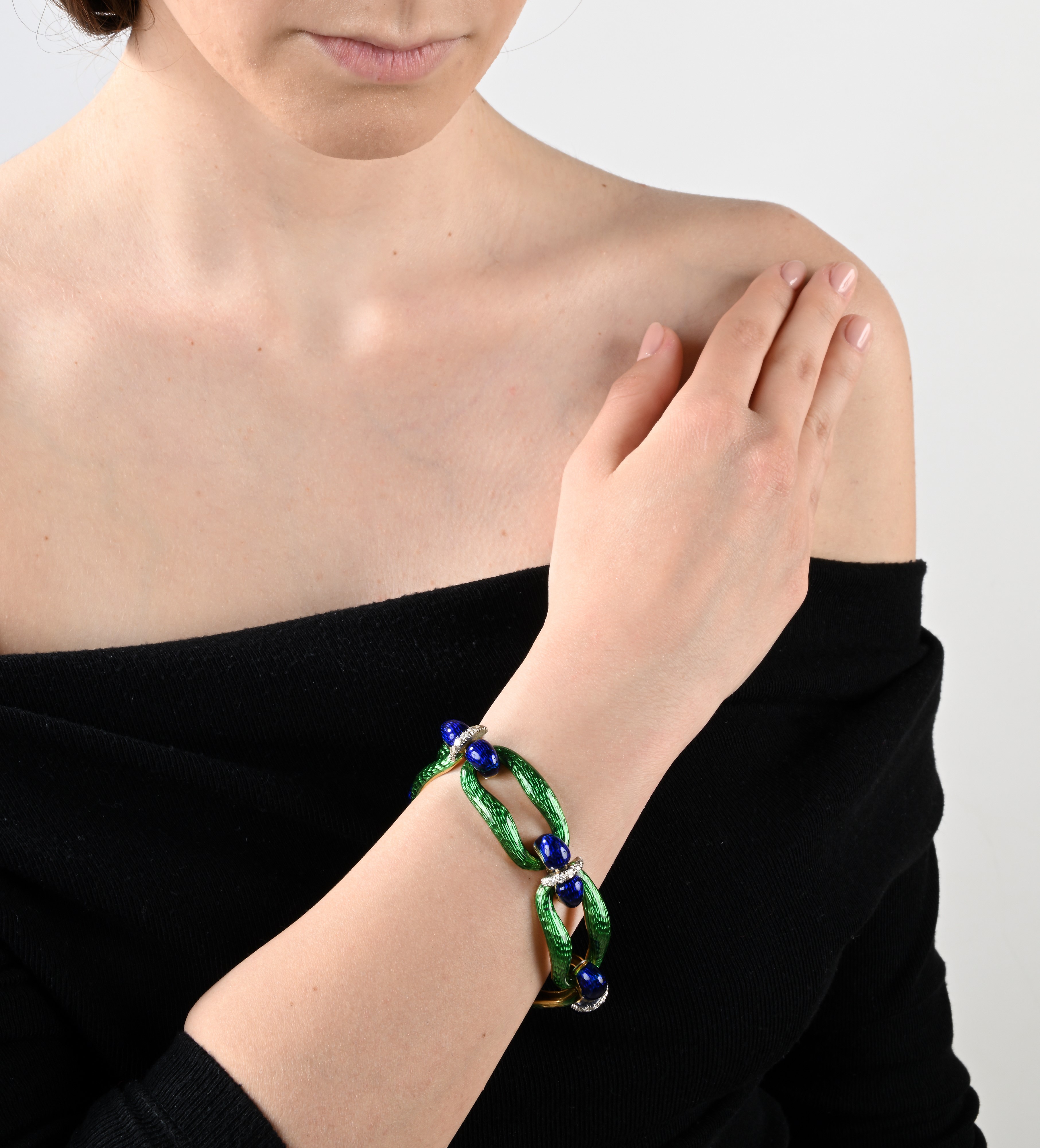 Bracciale in Oro, Smalti e Brillanti