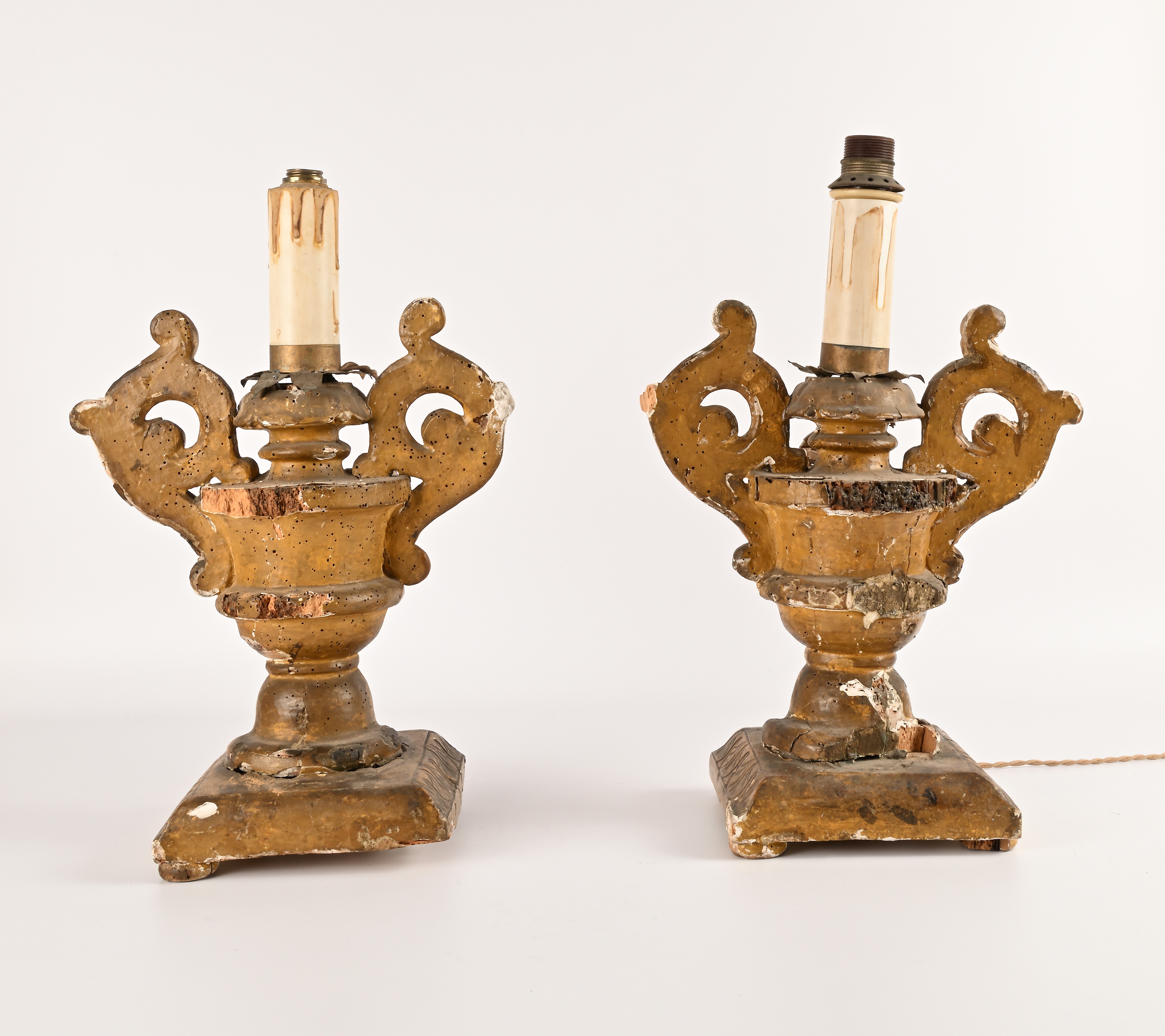 Coppia di portapalme in legno dorato, Italia settentrionale, XVIII secolo