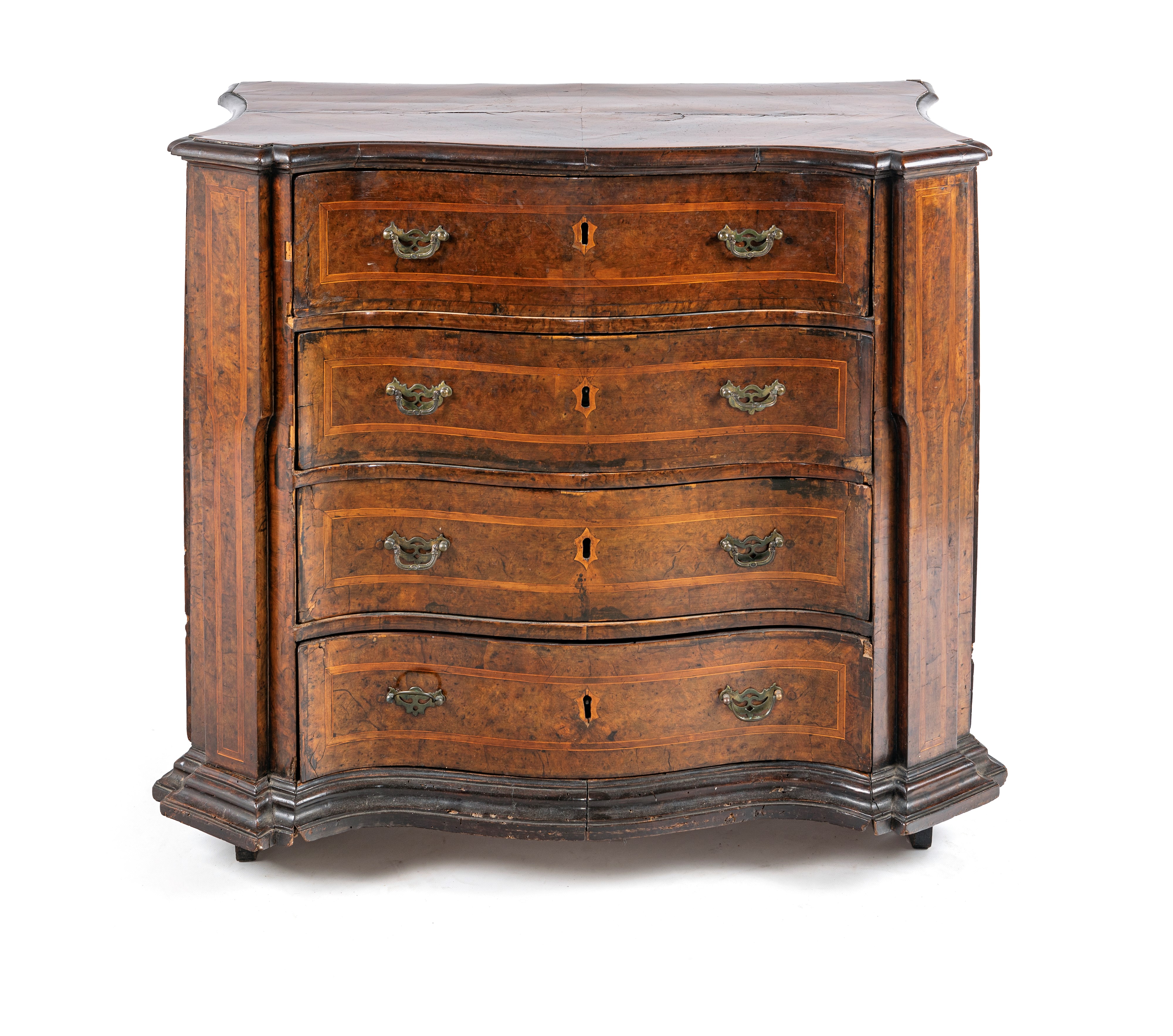 Cassettone in noce, Ferrara, XVIII secolo