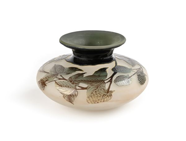 Vaso in vetro cammeo inciso all'acido d'epoca Liberty 