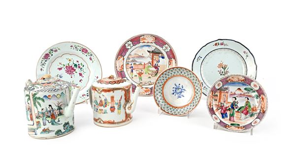Lotto composto da sette porcellane, Cina Compagnia delle Indie, XVIII secolo