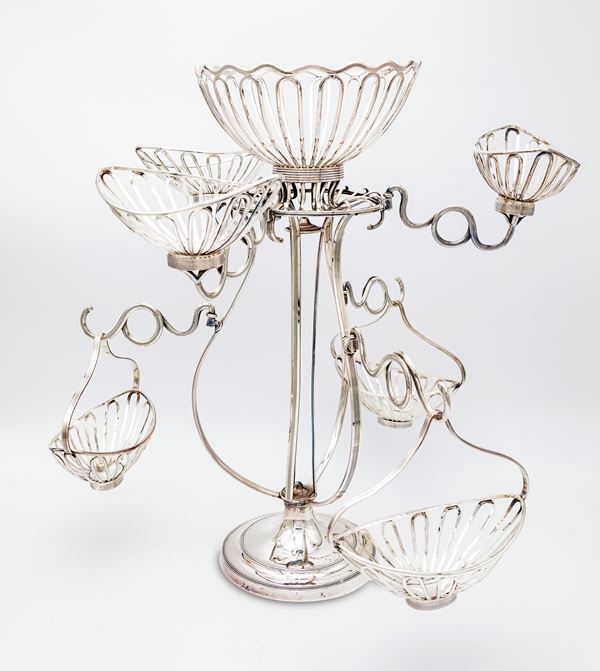 Epergne in metallo argentato, probabilmente Stati Uniti d’America, XX secolo