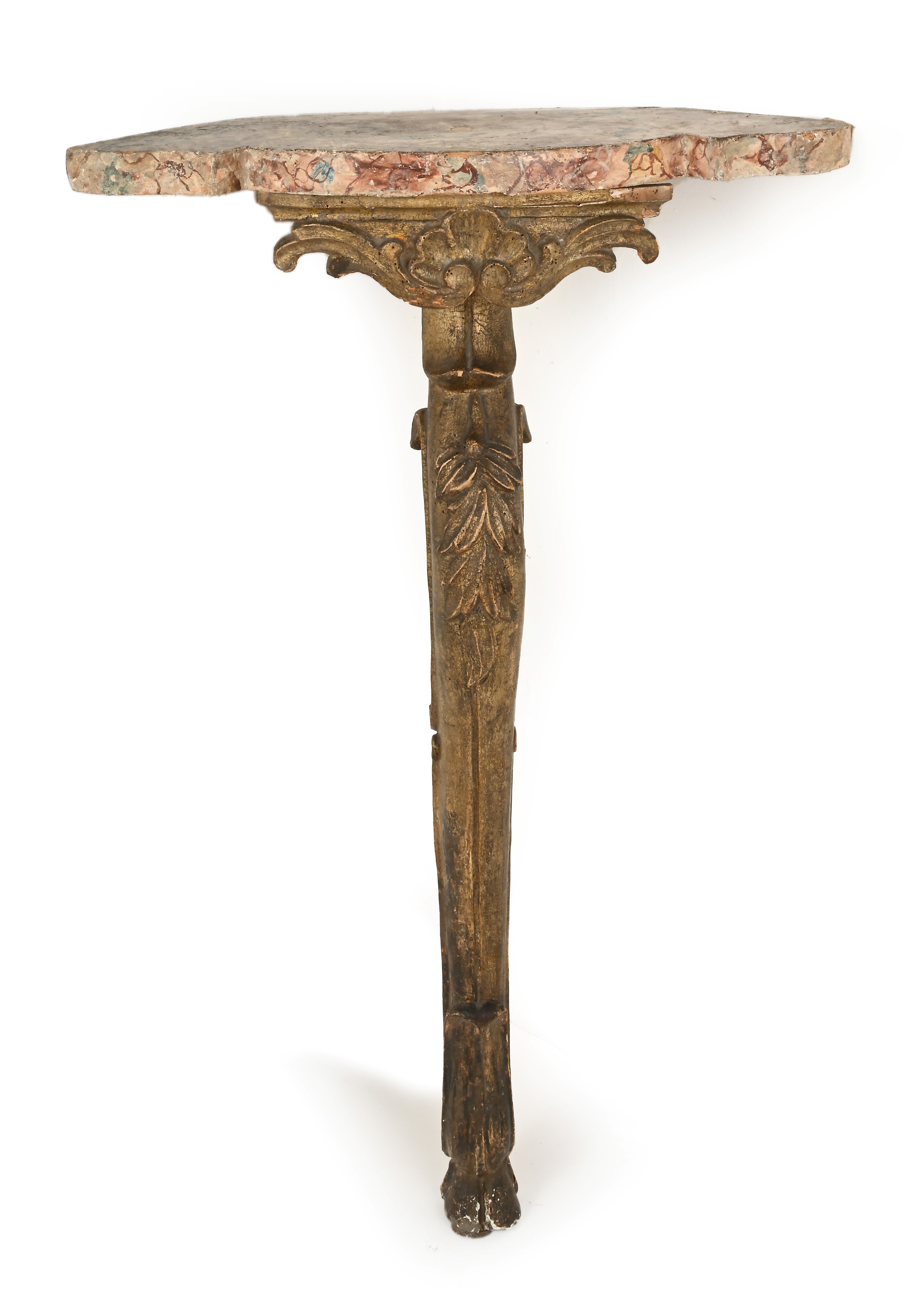 Coppia di piccole console ad angolo in legno dorato, Italia centrale, fine XVIII/inizio XIX secol...