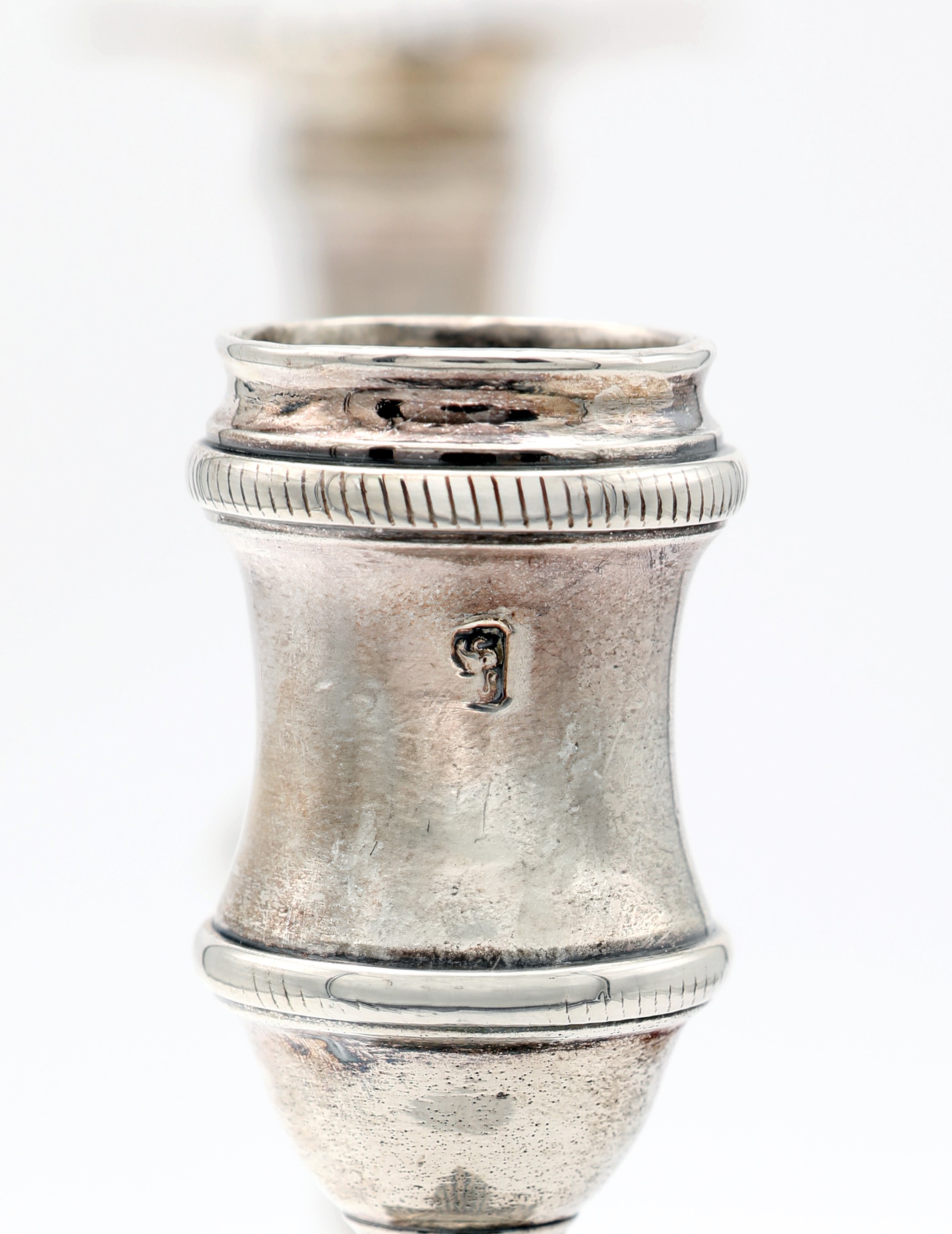 Coppia di Candelieri in Argento, Londra, Giorgio II, Orafo William Cafe (attivo dal 1757)