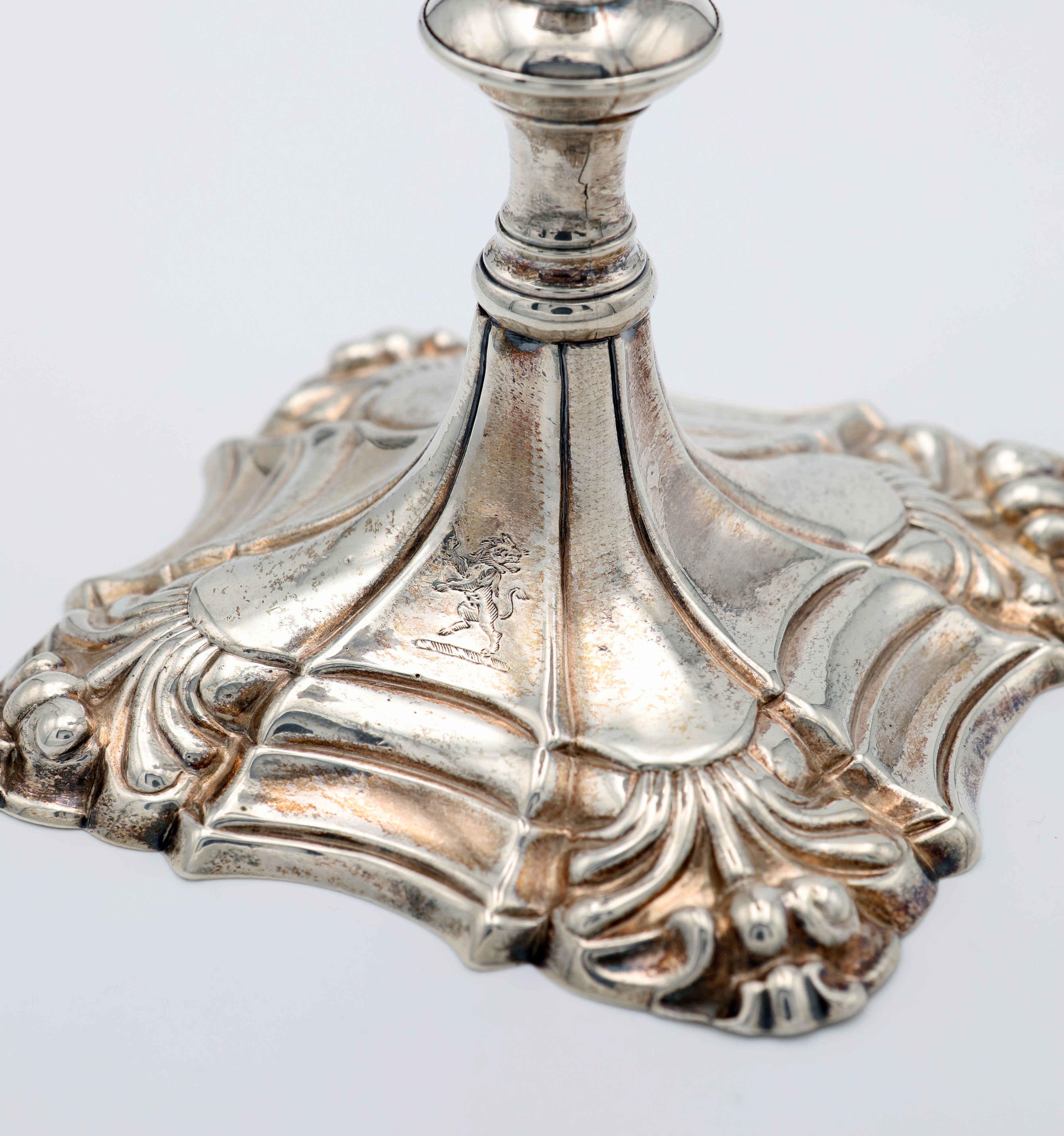 Coppia di Candelieri in Argento, Londra, Giorgio II, Orafo William Cafe (attivo dal 1757)