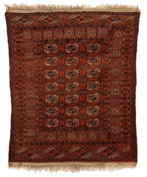 Tappeto turkmeno a disegno Bukhara, inizi XX secolo