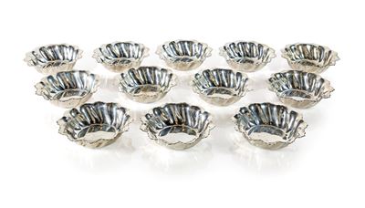Dodici Vaschette in Argento 800/000