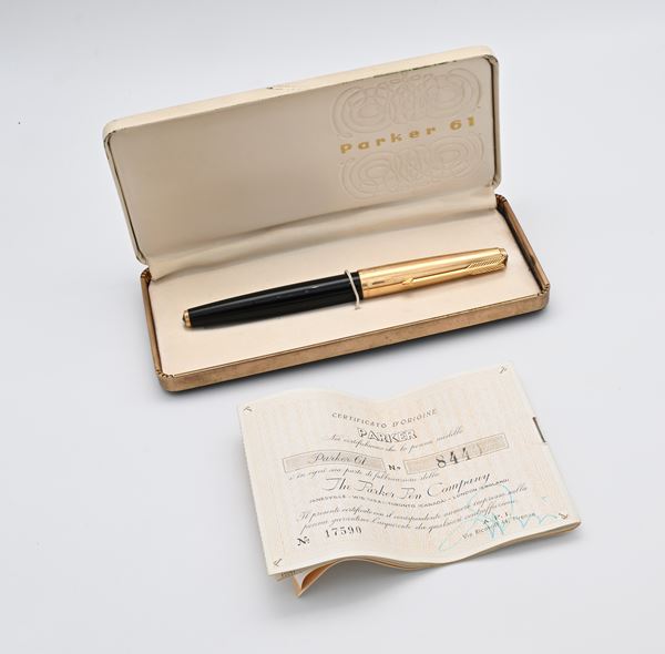 Parker 61 - Penna stilografica in vernice e metallo dorato