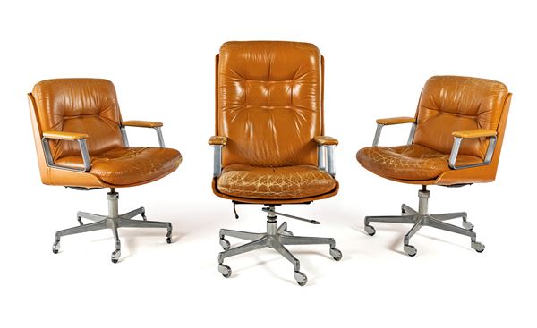 Tre poltrone da ufficio girevoli con ruote prod. Vaghi