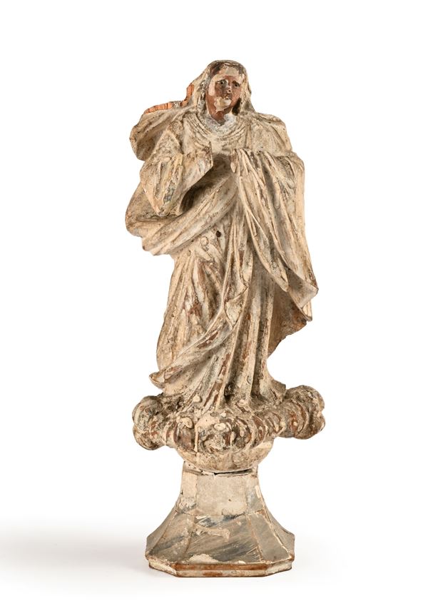 Scultura in legno decapato raffigurante Immacolata, XVII secolo