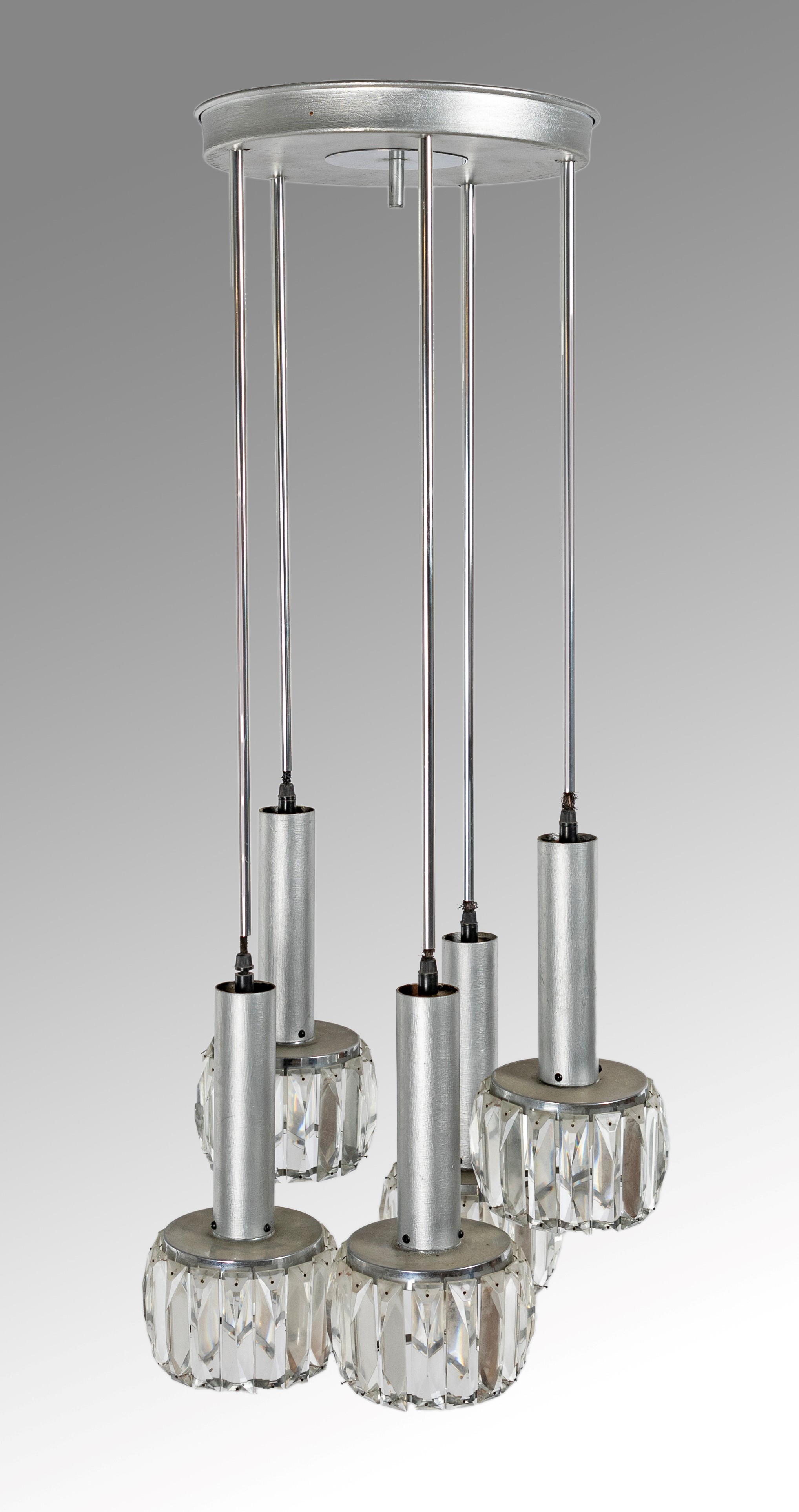 Lampadario a cinque luci da soffitto in metallo e cristallo