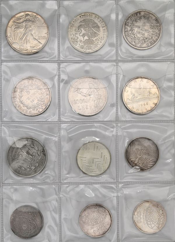 Lotto di 29 monete in argento, 3 medaglie e 1 lingottino in argento 800/000