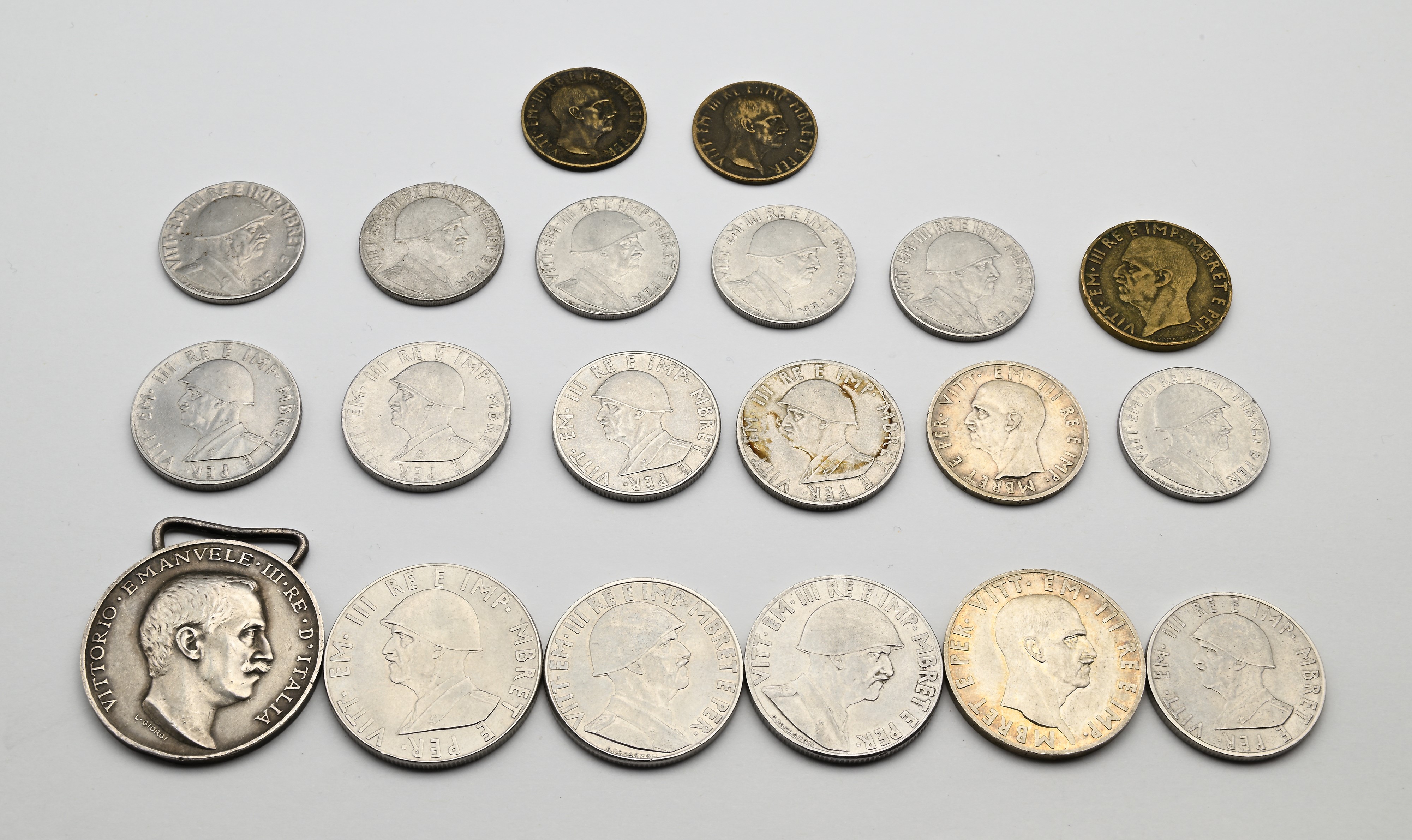 Lotto Albania Italiana: 5 e 10 Lek 1939 XVII, 2 Lek, 1 Lek (2) 1939 XVIII, 0,50 Lek 1939 XVIII (2...